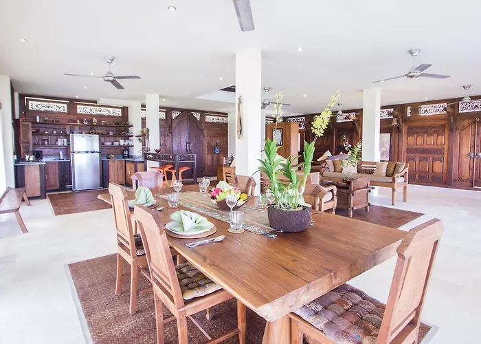Oceanfront Citakara Sari Candi Dasa (Bali)