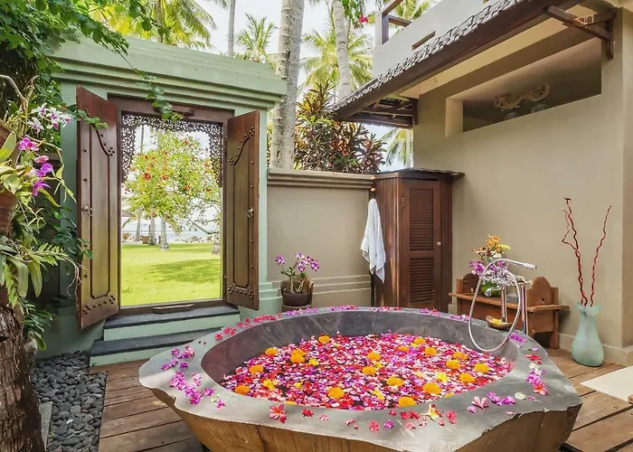 Oceanfront Citakara Sari * Candi Dasa (Bali)